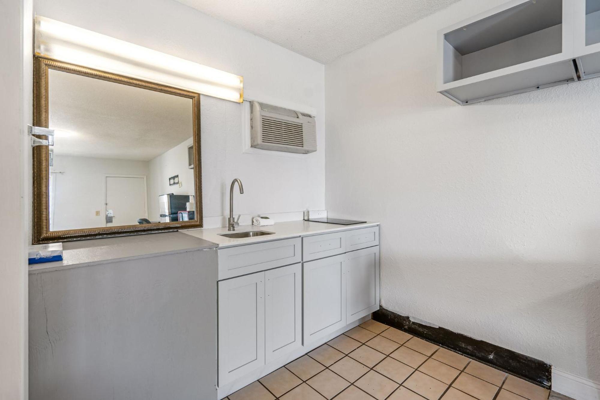 Budgetel Inns & Suites Augusta Downtown 706-945-1238 Εξωτερικό φωτογραφία